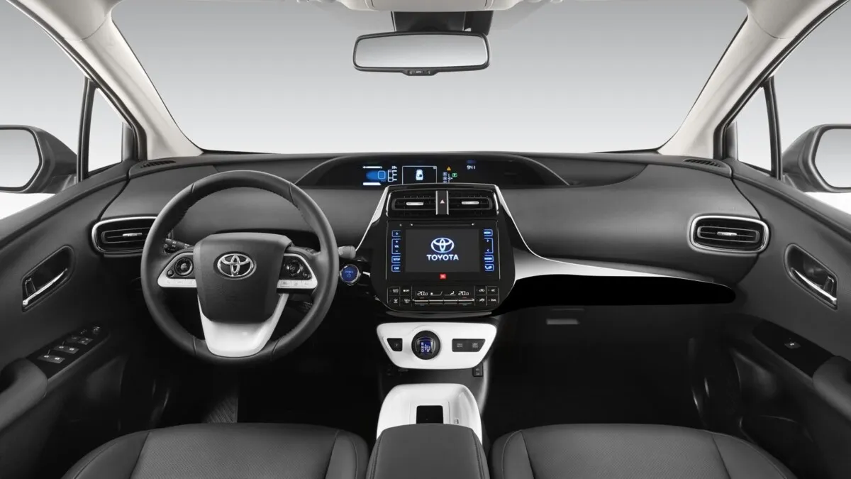 2016 Toyota Prius (35)