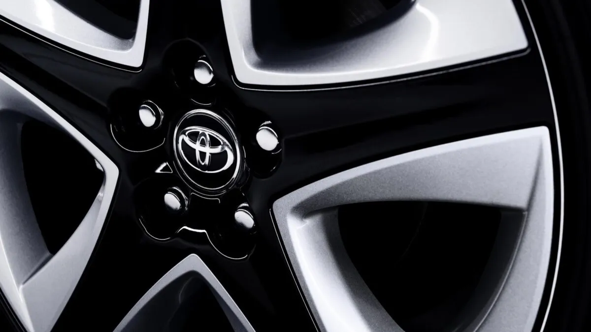 2016 Toyota Prius (67)
