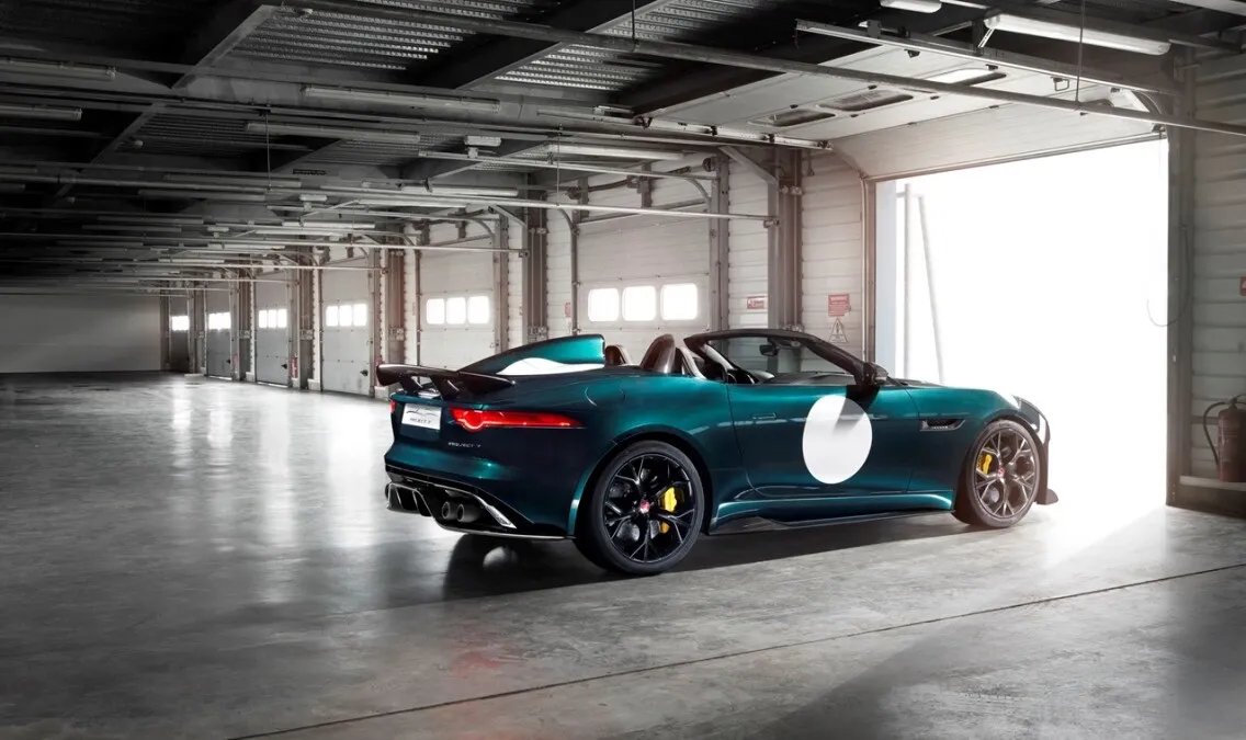 Jaguar F-Type Project 7_Side_Garage