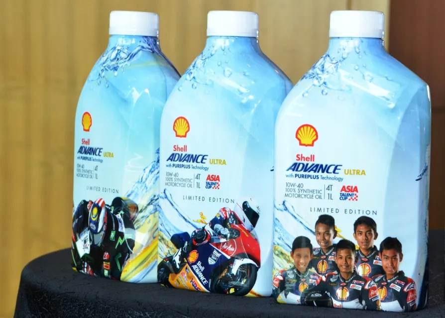 Shell Advance Ultra with PurePlus Technology 10W 40 Limited Edition Packs featuring Asia Talent Cup riders