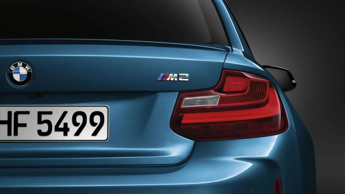 2016 BMW M2 (27)