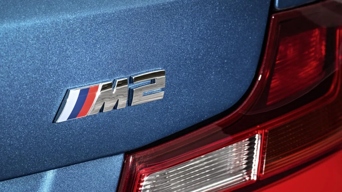 2016 BMW M2 (52)
