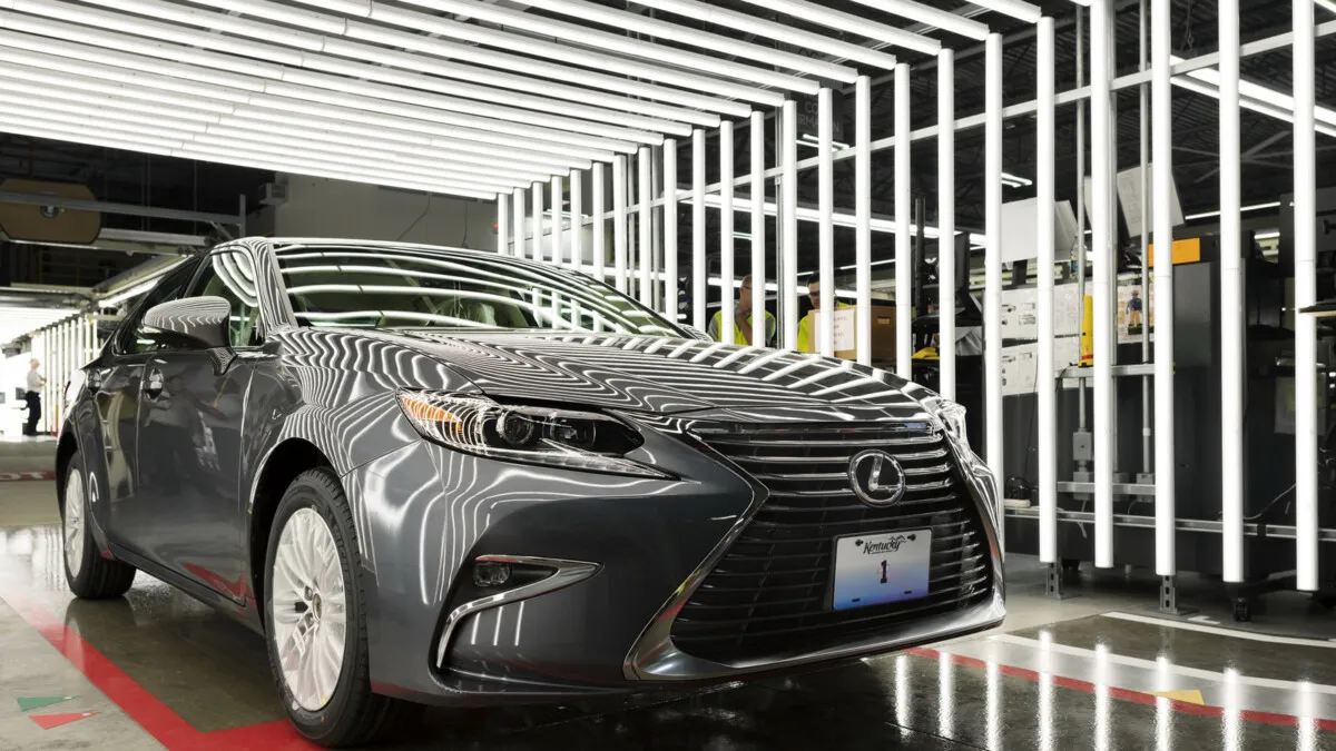 Lexus begins production in the US (3)
