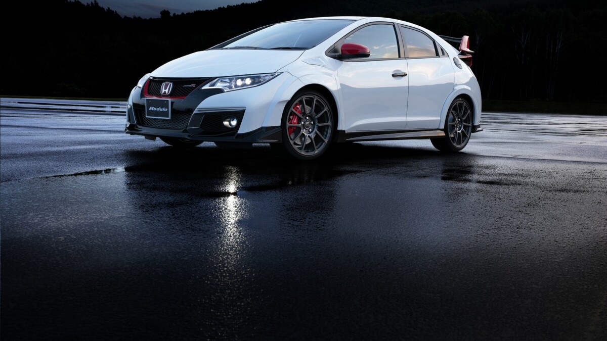 2016_Honda_Civic_Type_R_Modulo_1