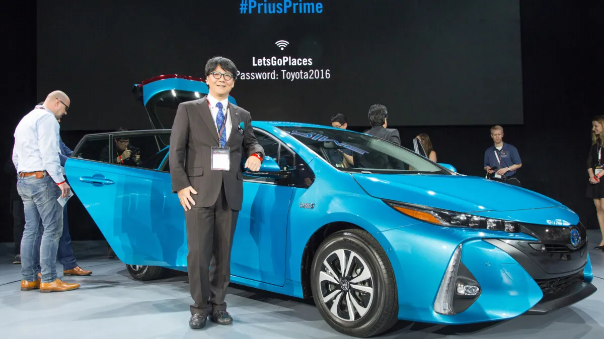 2017 Toyota Prius Prime Plug-in Hybrid (4)