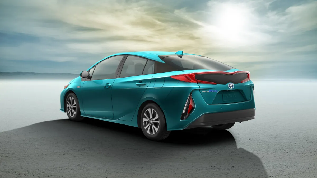 2017 Toyota Prius Prime Plug-in Hybrid (9)