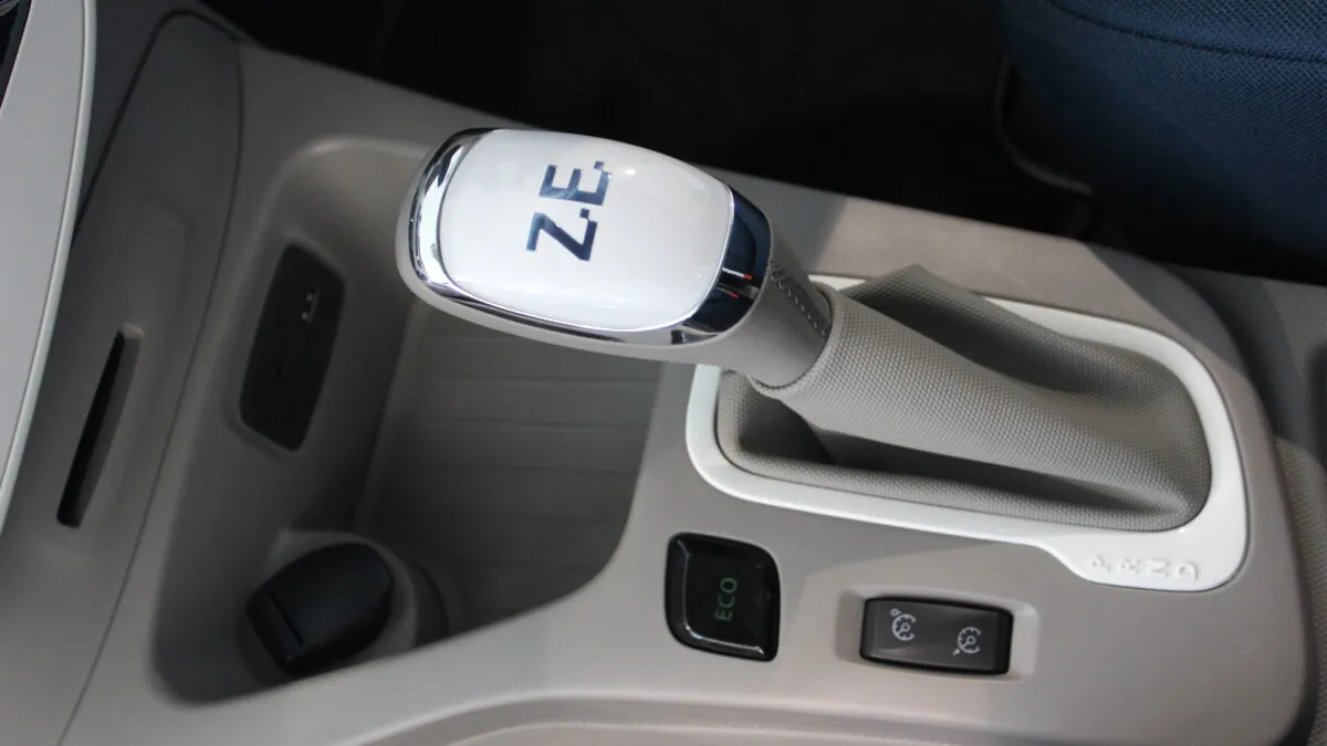 Renault ZOE_Zero Emission