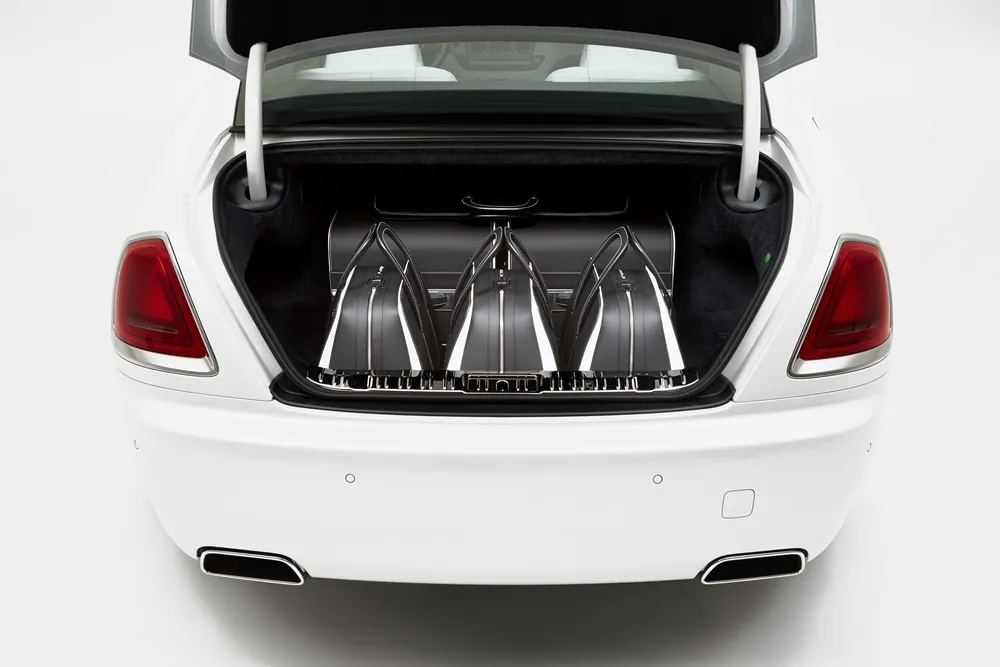 Roll-Royce  Wraith Luggage Collection (8)