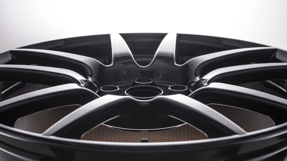 Ford Carbon Fiber Wheels (1)