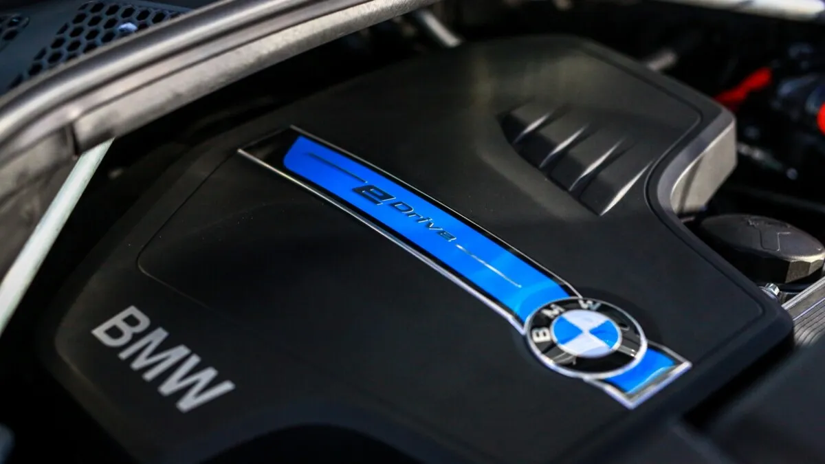 The New BMW X5 xDrive40e (13)