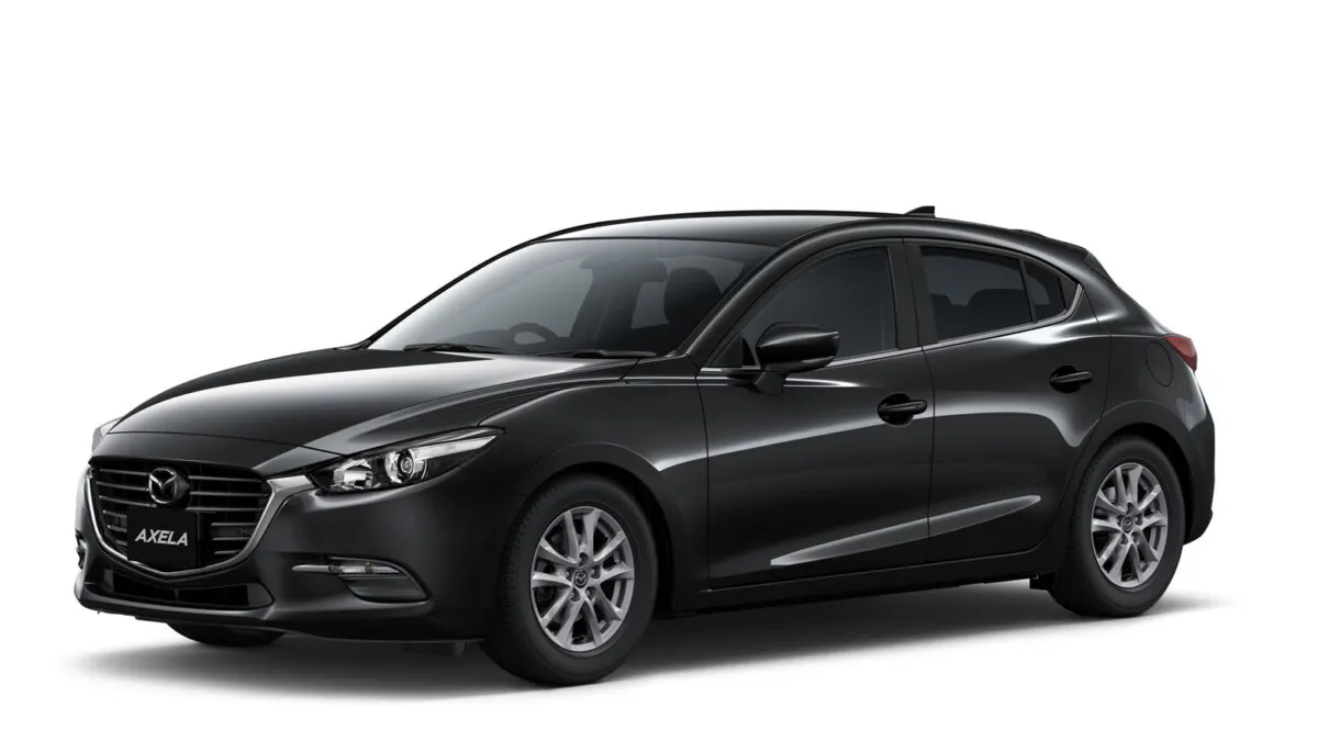 2017_Mazda_3_Facelift (39)