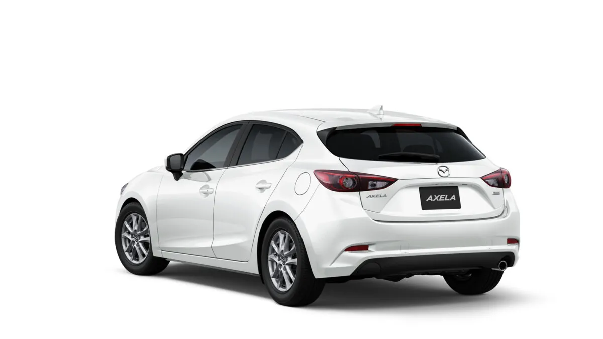 2017_Mazda_3_Facelift (42)
