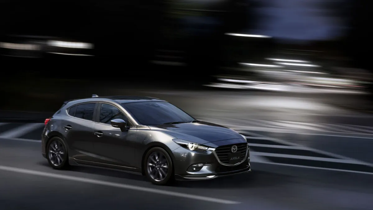 2017_Mazda_3_Facelift (61)