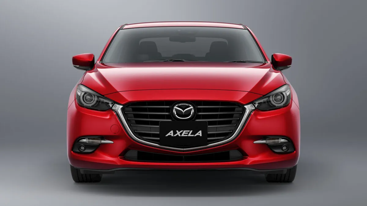2017_Mazda_3_Facelift (68)