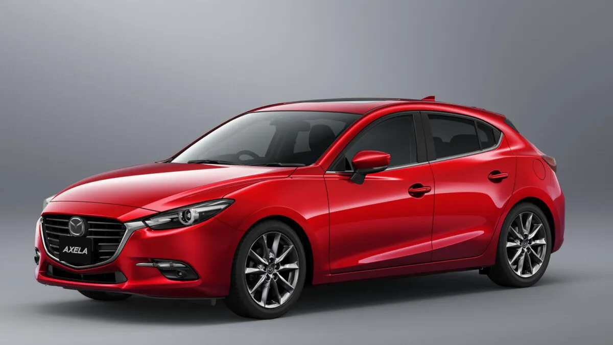 2017_Mazda_3_Facelift (73)