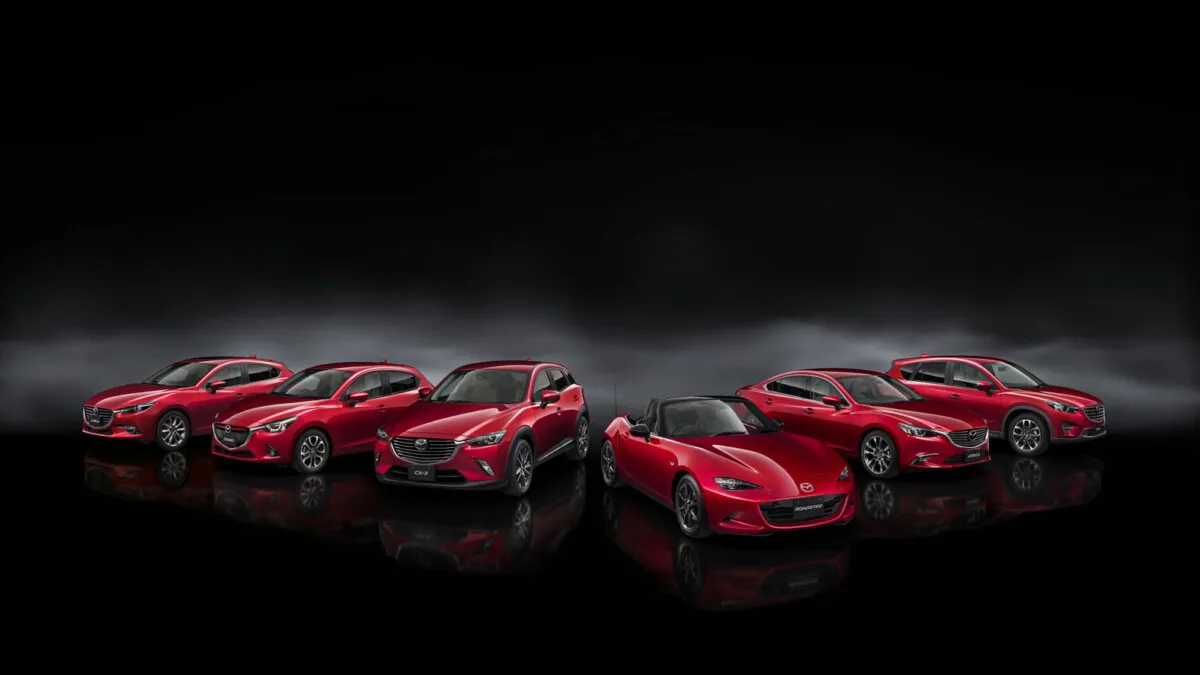 2017_Mazda_3_Facelift (95)