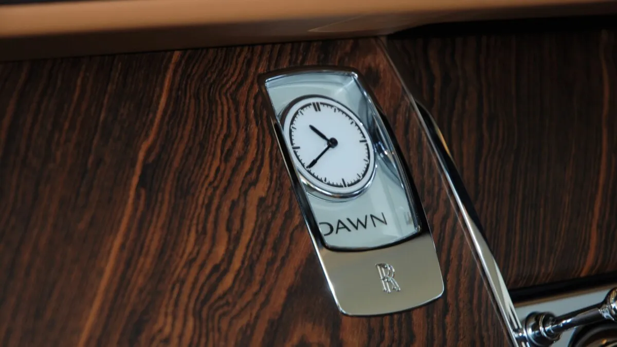 Rolls-Royce Dawn (8)