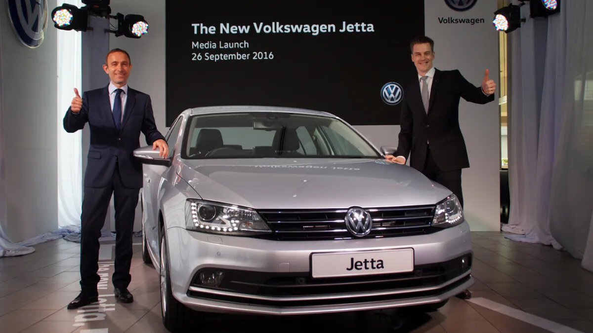 2016_Volkswagen_Jetta_launch