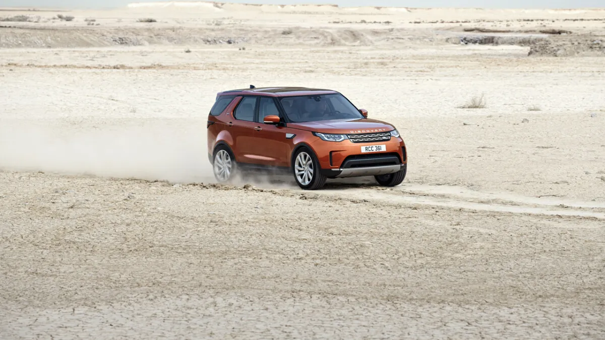 2017_Land_Rover_New_Discovery (52)