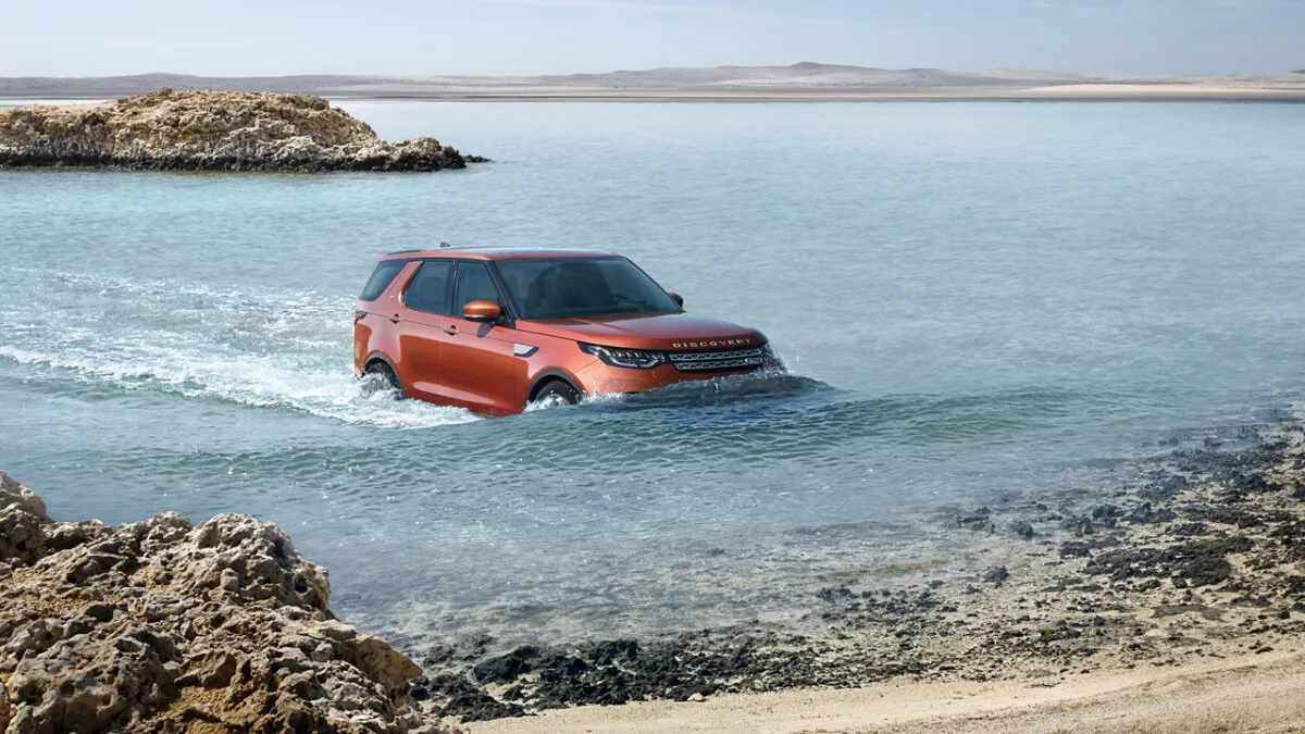 2017_Land_Rover_New_Discovery (56)