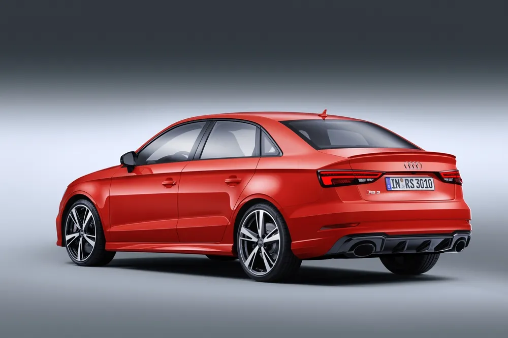 Audi RS3  (7)