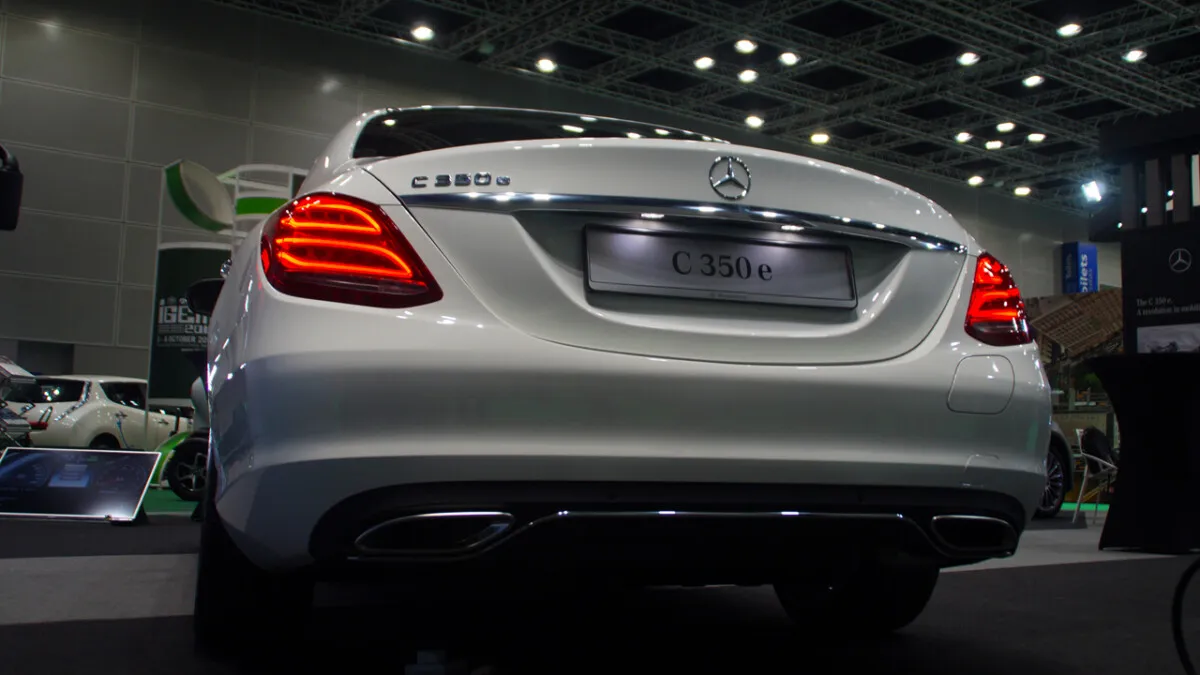 Mercedes-Benz_C350e_Launch (14)