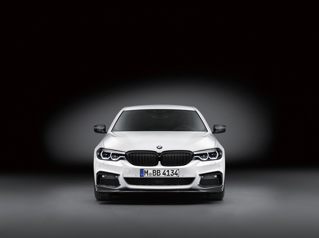 BMW equips all-new G30 5-Series with BMW M Performance accessories