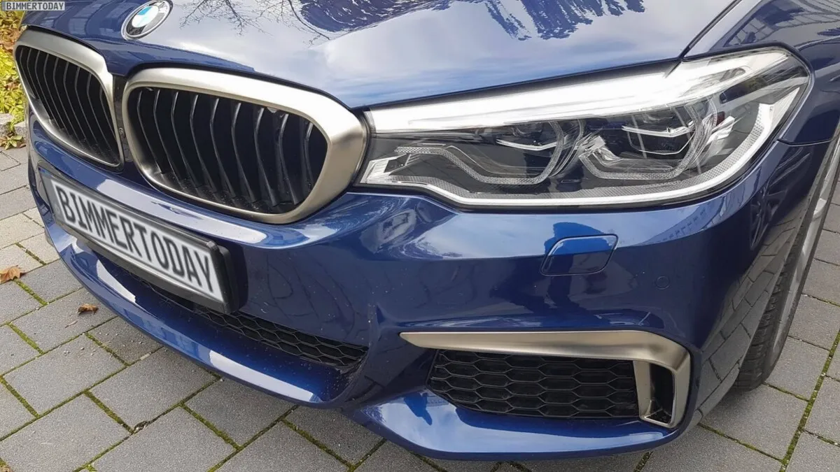 2017_BMW_G30_M550i_xDrive_Spied_1