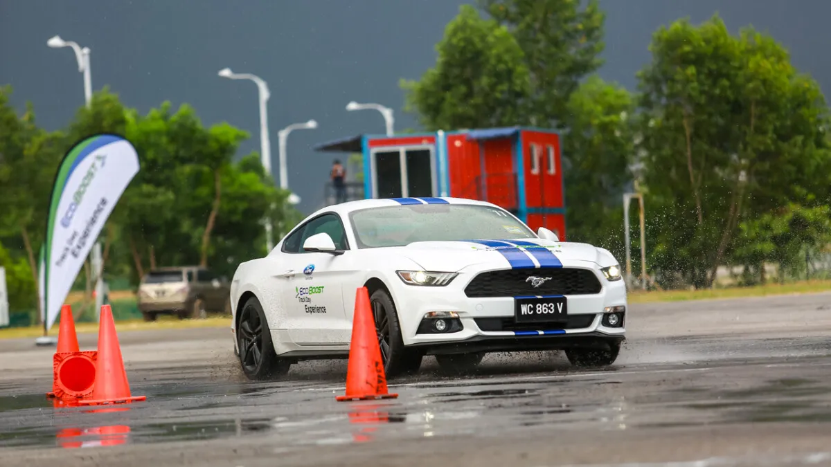 Ford_EcoBoost_Track_day_Exp (108)