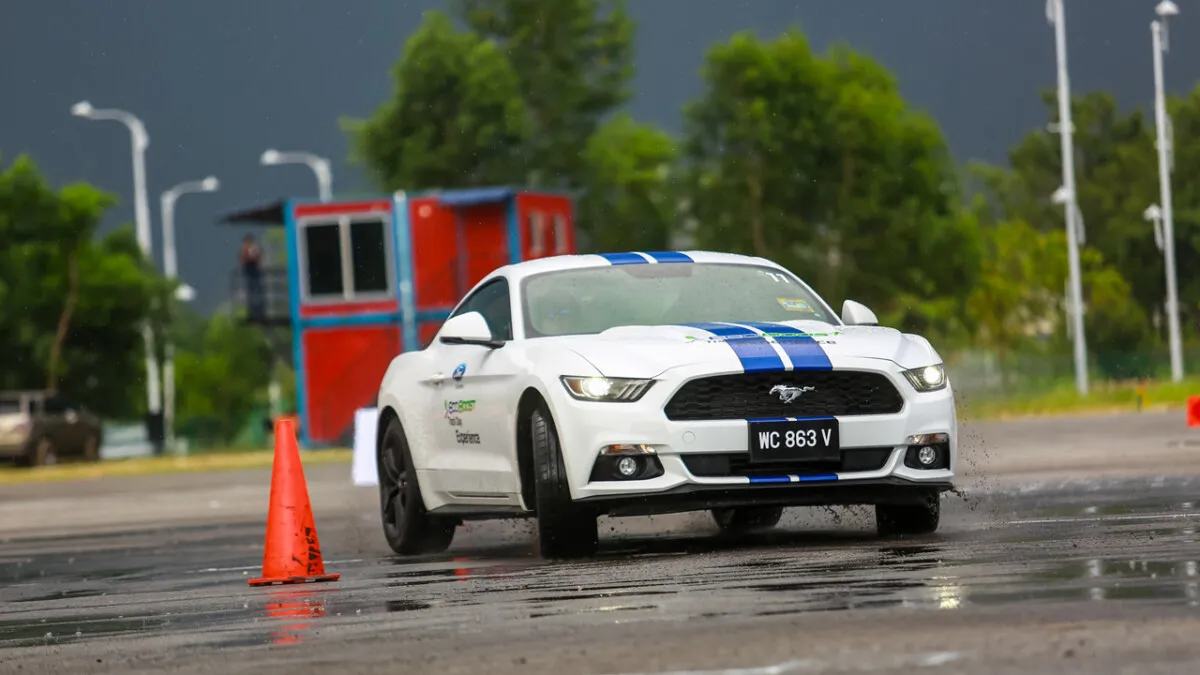 Ford_EcoBoost_Track_day_Exp (109)