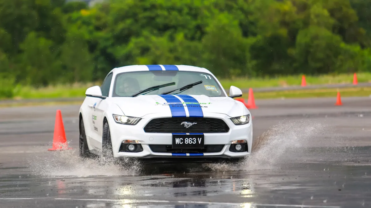 Ford_EcoBoost_Track_day_Exp (113)