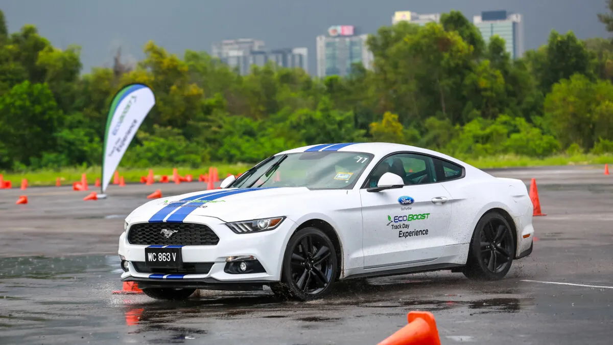 Ford_EcoBoost_Track_day_Exp (116)