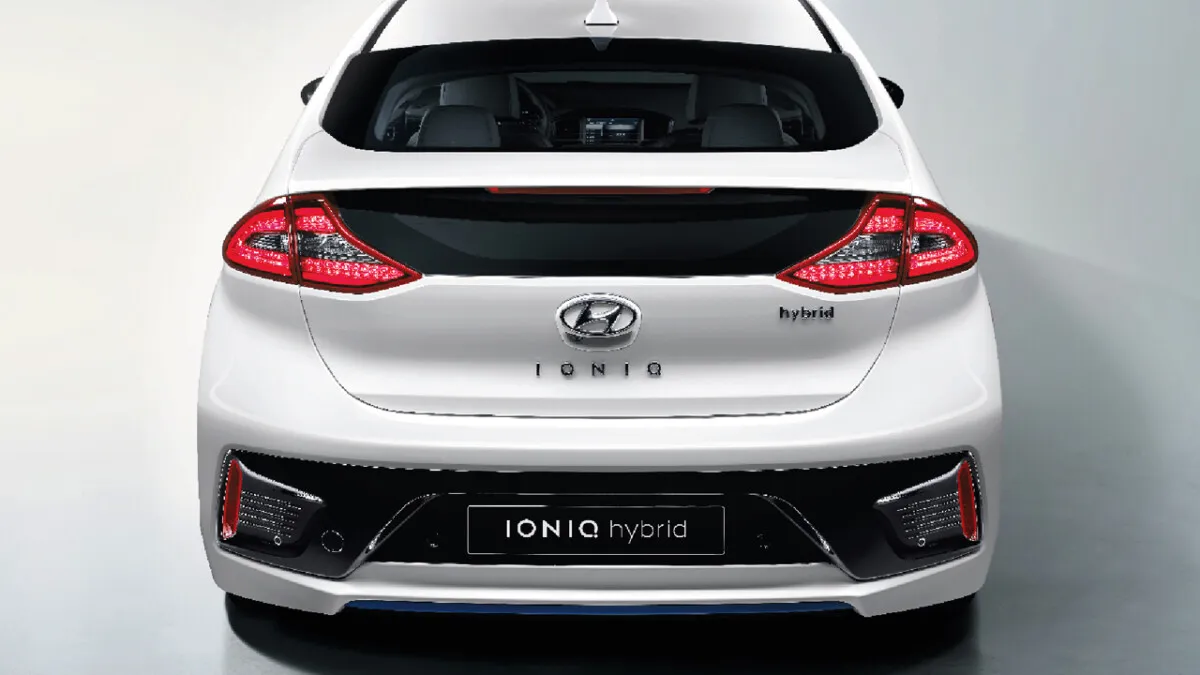 Hyundai_Ioniq_Rear_View