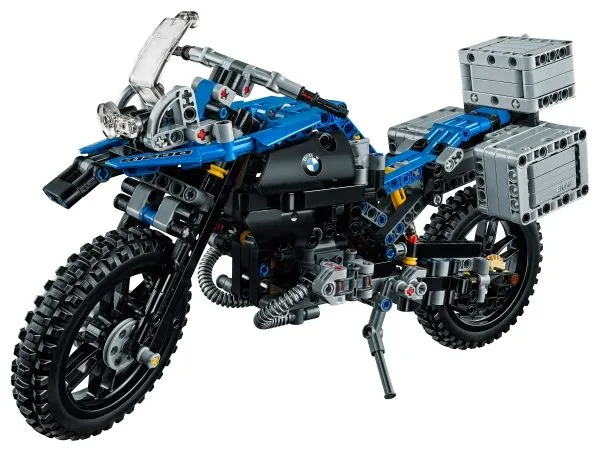 LEGO Technic BMW R 1200 GS Adventure (6)