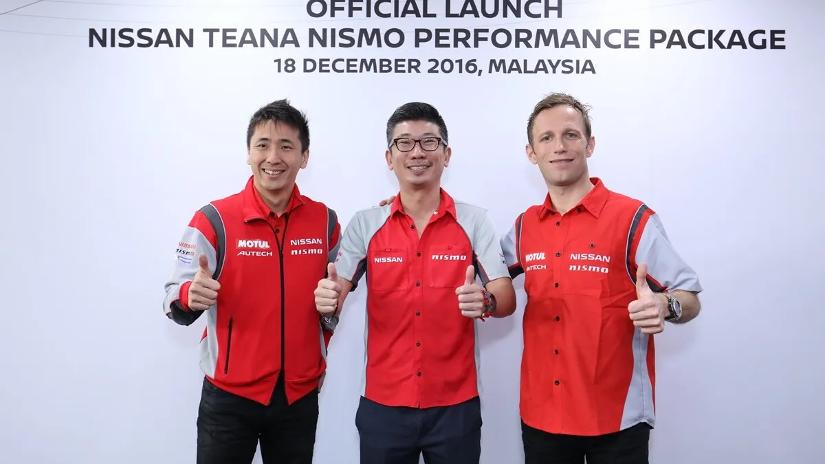 07 NISMO Racing Drivers and Mr Christopher Tan