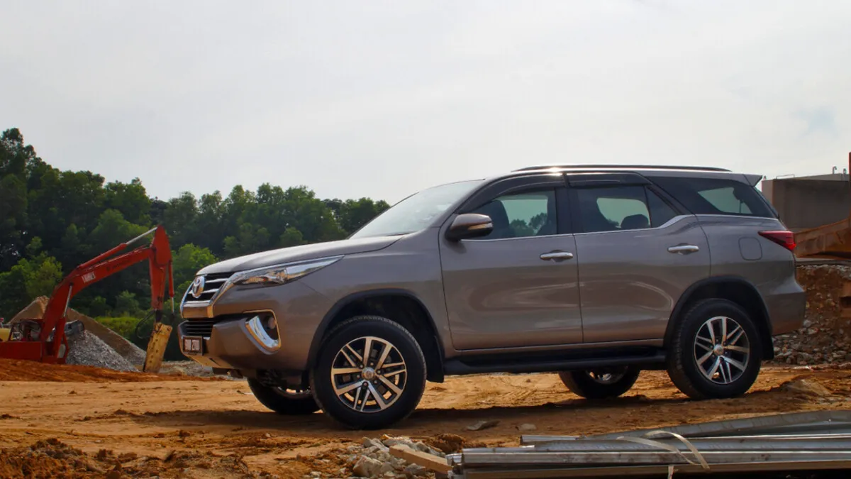 Toyota_Fortuner_Review (13)