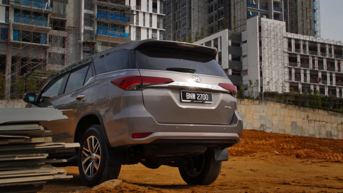 Toyota_Fortuner_Review (15)
