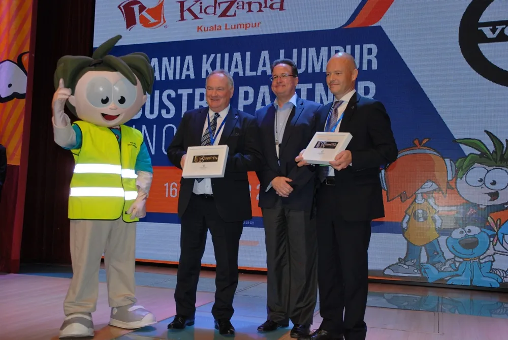 Volvo partners KidZania official event (11)