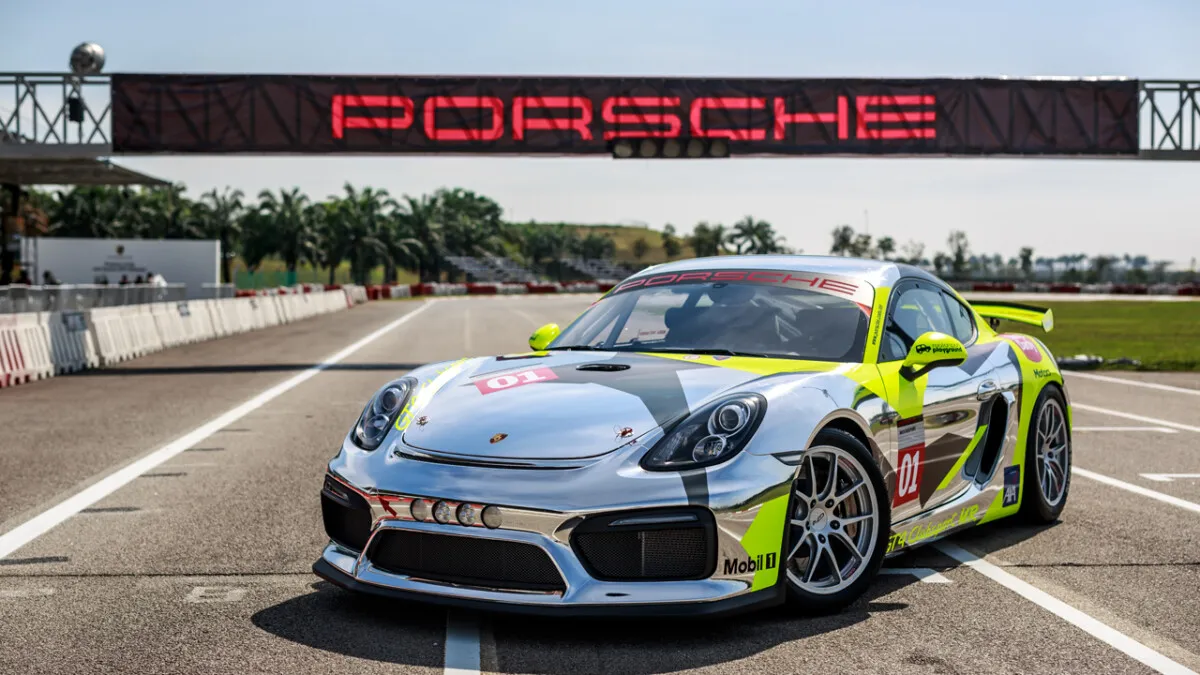 2017_Porsche_Cayman_GT4_Clubsport (11)
