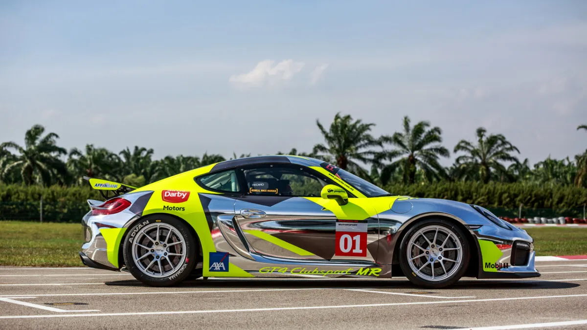 2017_Porsche_Cayman_GT4_Clubsport (26)
