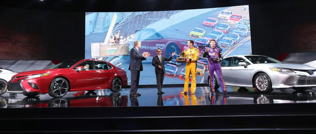 2018_Toyota_Camry_NAIAS_Reveal (2)