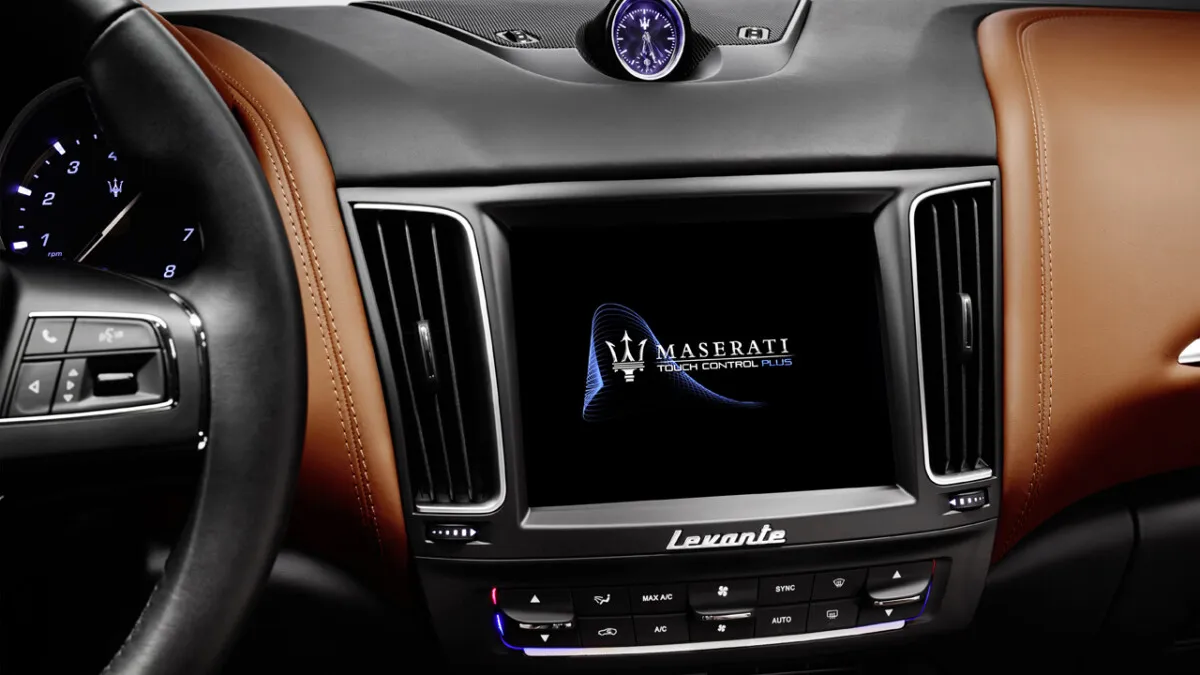 036_Maserati Levante