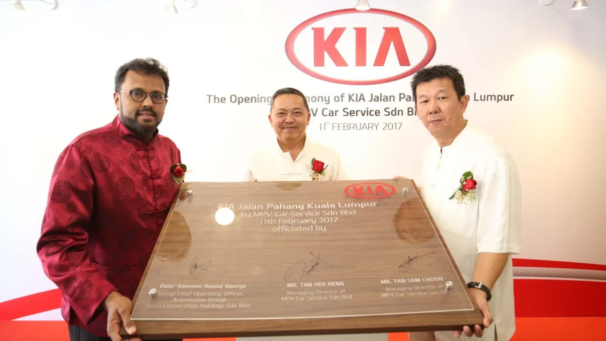 Kia MPV Car Service launch 2