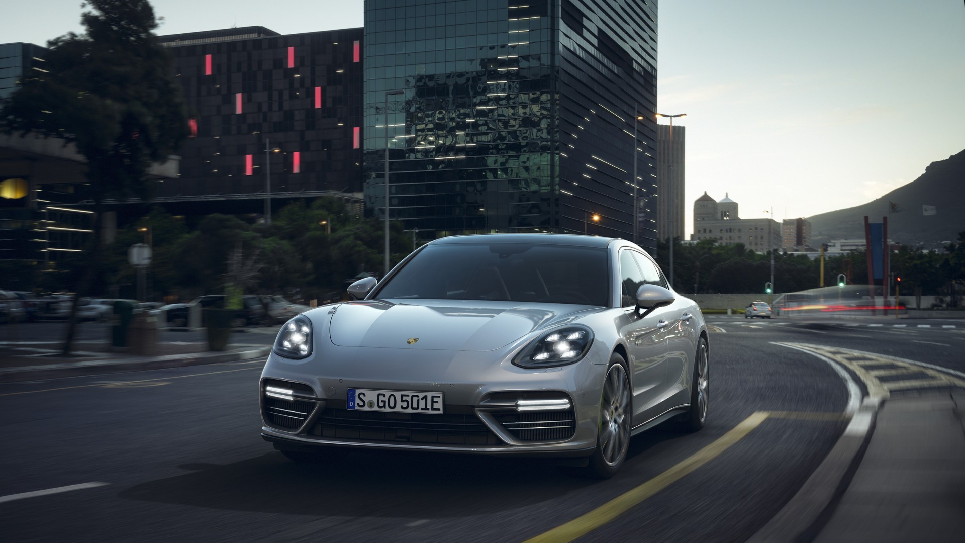 Porsche Panamera Turbo S E Hybrid With 680hp Coming To Geneva Autofreaks Com