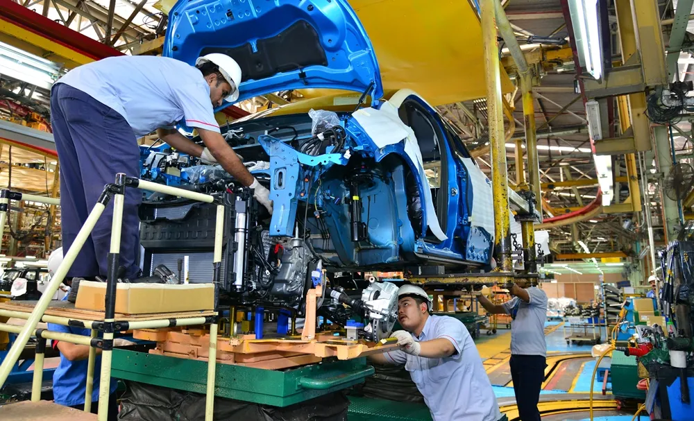 Locally-assembled Captur_at one of the Renault dedicated facility station at TCMA