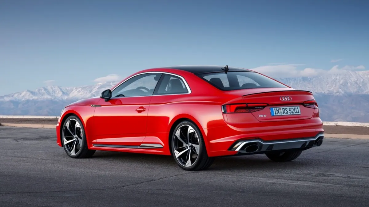 Audi_RS5_Coupe-03