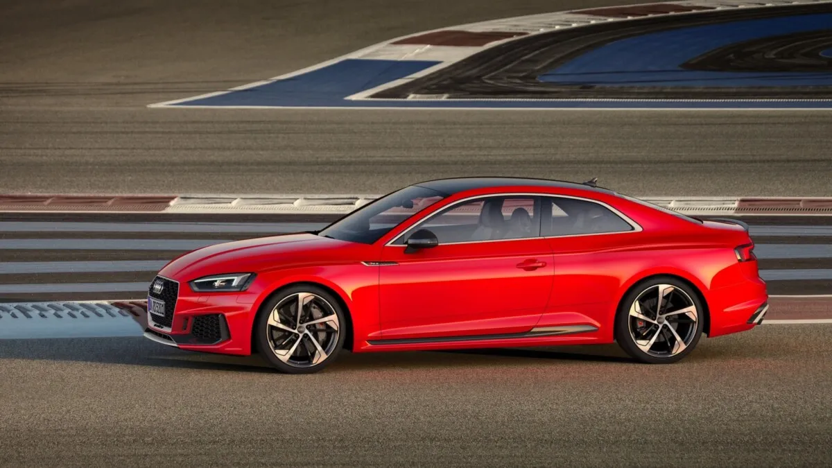 Audi_RS5_Coupe-10