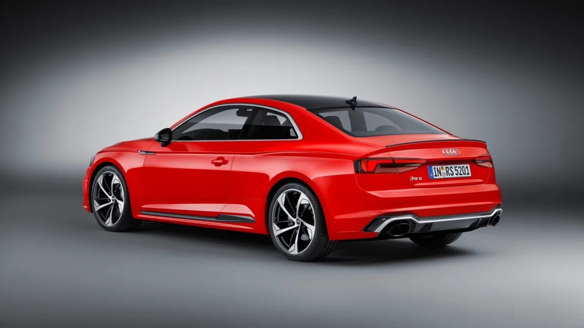 Audi_RS5_Coupe-16