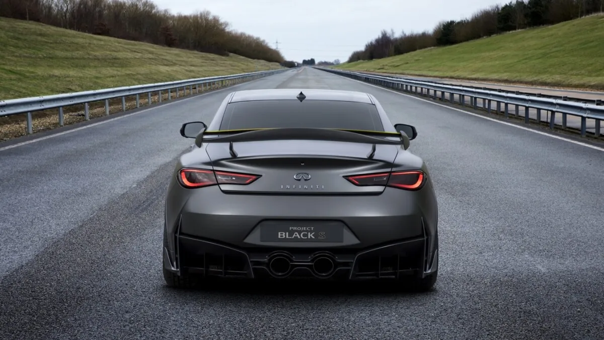 Suggesting a radical reinterpretation of the INFINITI Q60 coupe, the Project Black S features a stand-out, aerodynamically-optimized new design. It also hints at how a performance hybrid powertrain – developed in close collaboration with the Renault Sport Formula One Team – could significantly enhance the performance and dynamics of an INFINITI production car.