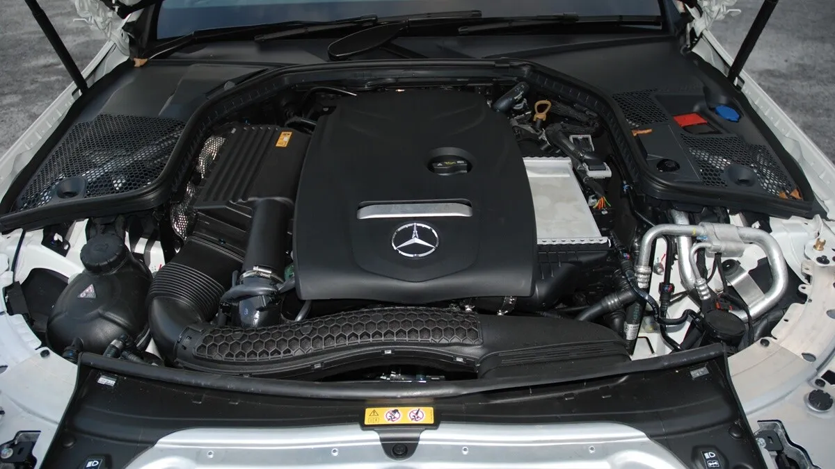 Mercedes-Benz C250 (6)